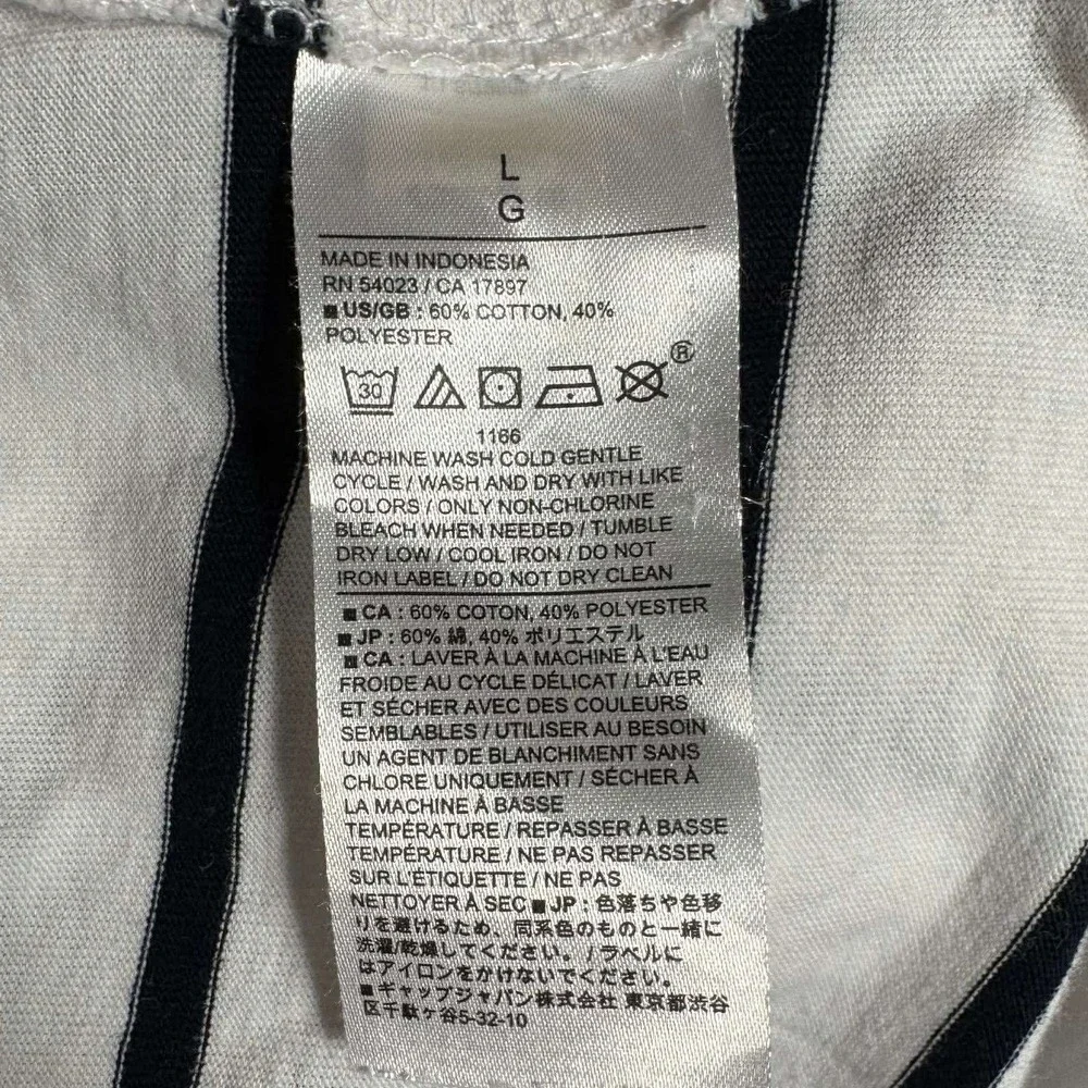 Banana Republic T-Shirt White Striped Premium Wash Mens Large‎